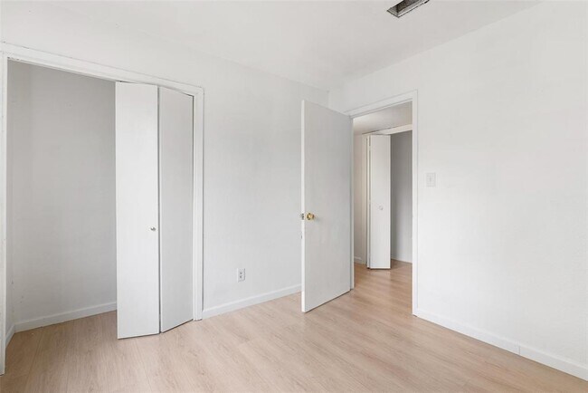 Photo - 1010 Bird Creek Dr