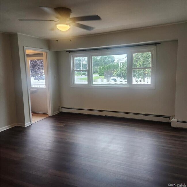 Photo - 30 Montgomery Ave