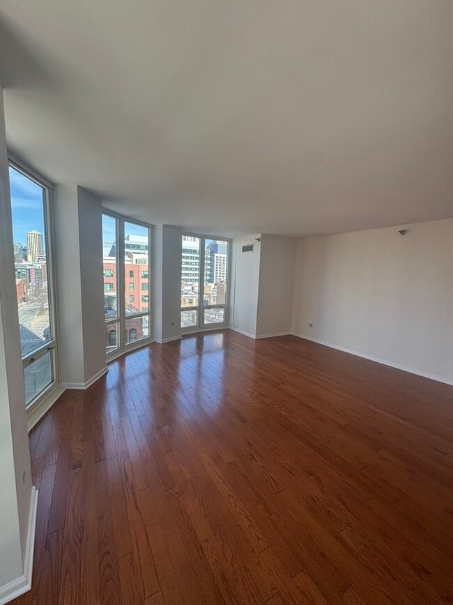 Photo - 345 N La Salle Dr Unit 801