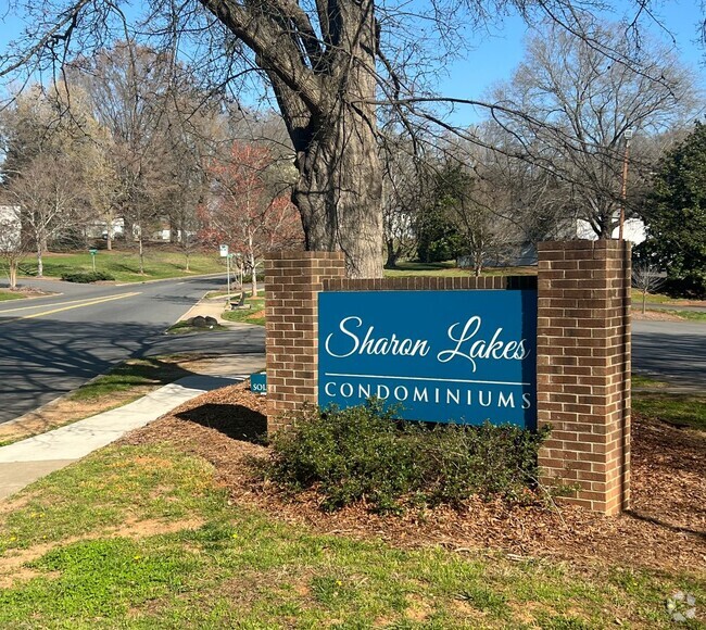 Building Photo - Renovated  1 bedroom / 1bathroom $1150.00 Rental