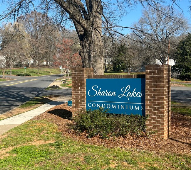 Building Photo - Renovated 1 bedroom / 1bathroom $1150.00 Rental