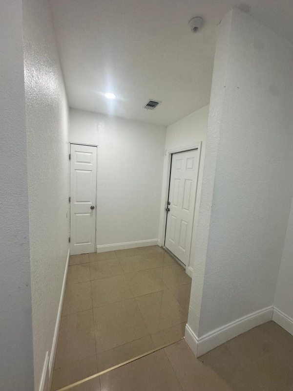 Photo - 2453 Sable Dr Unidad 2