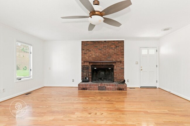 Photo - 4449 Orchard Knob Ln