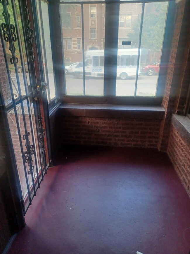 Photo - 7636 S Yates Blvd