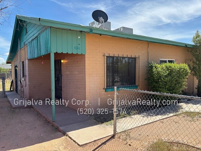 Building Photo - 835 W Tipton Dr Unit 835 Rental