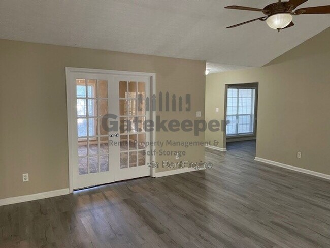 385 Burch Rd