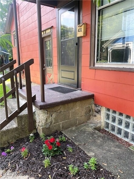 Photo - 429 Stinaff St Unidad 1