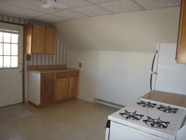 Photo - 113 Pleasant St Unit 3