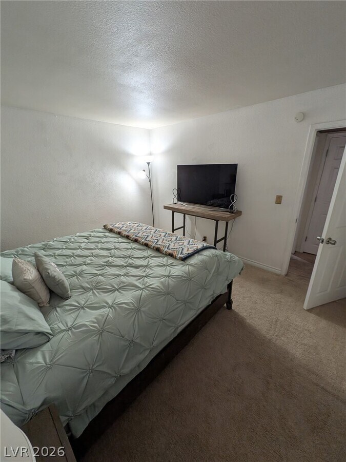Photo - 4990 River Glen Dr Unidad 168