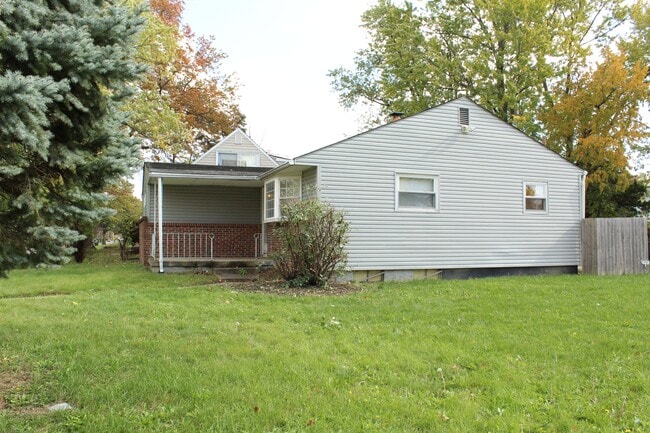 Photo - 3301 Scottwood Rd