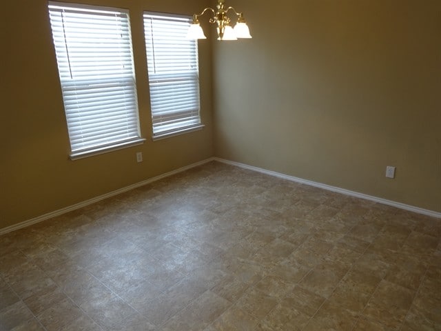 Photo - 1409 Ashview Cir