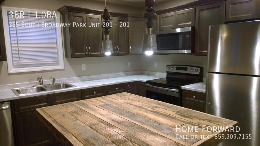 Photo - 365 S Broadway Park