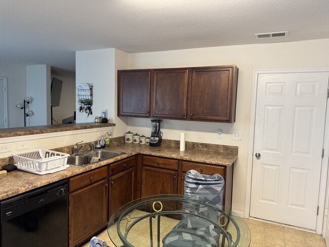 Photo - 3955 Damask Drive