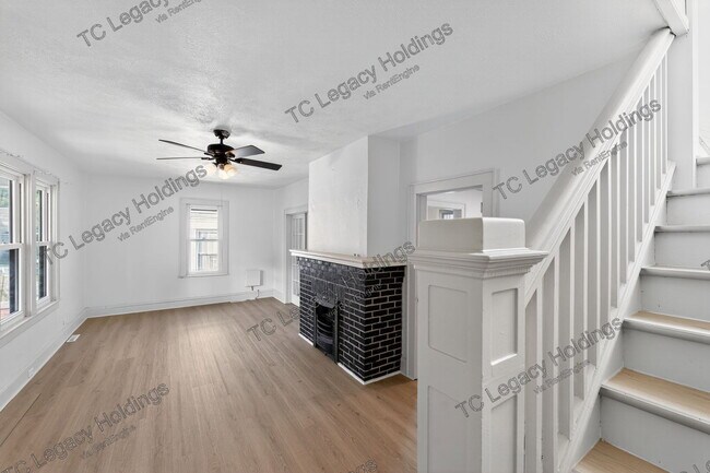 Photo - 316 Harrison St