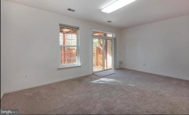 Photo - 46801 Sweet Birch Terrace