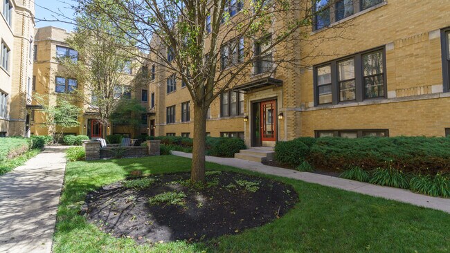 Photo - 1356 W Estes Ave Condo Unit 3S