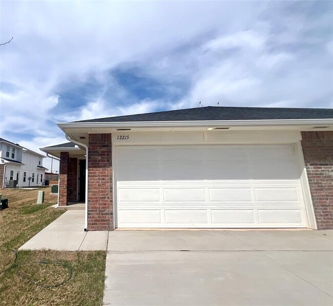 Building Photo - 12215 SW 2nd St