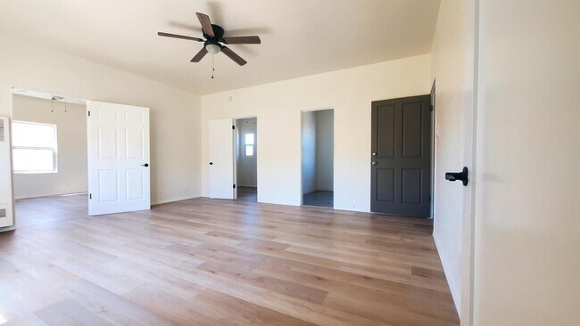 Photo - 1212 - 1218 S Harvard Blvd