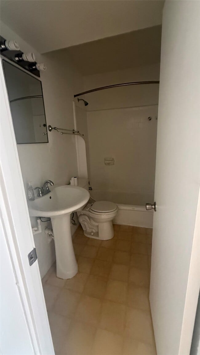 Photo - 5611 Jackson St Unit 11