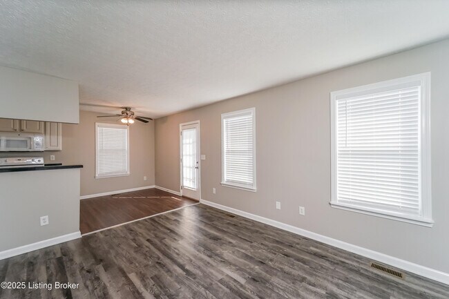 Photo - 6700 Leverett Ln