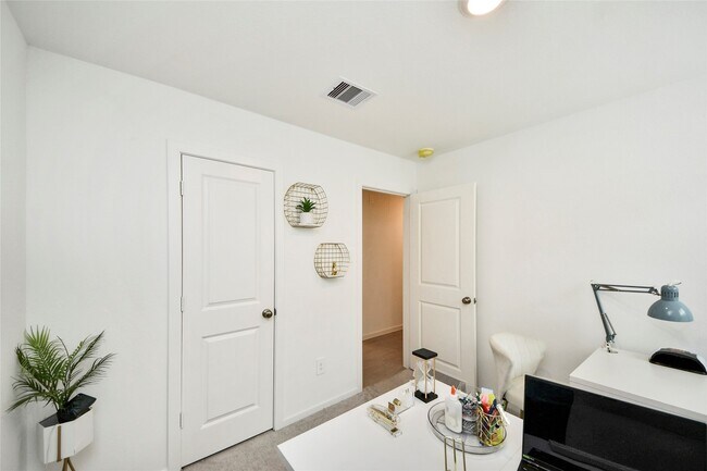 Photo - 1463 Cactus Rose Dr