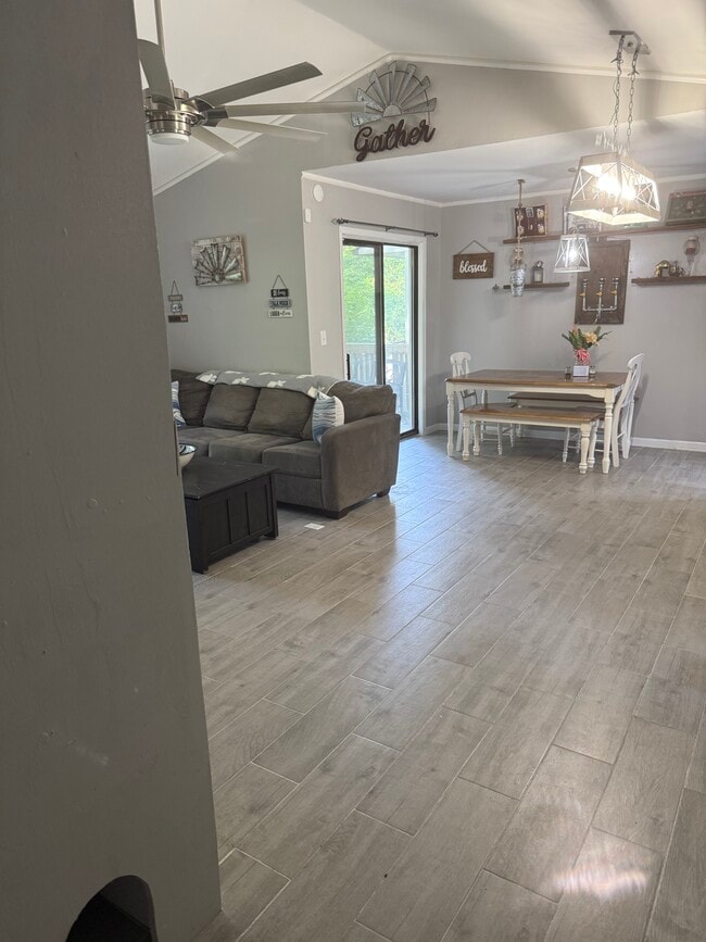 Sala comedor concepto abierto - 109 Cedar Ridge Way