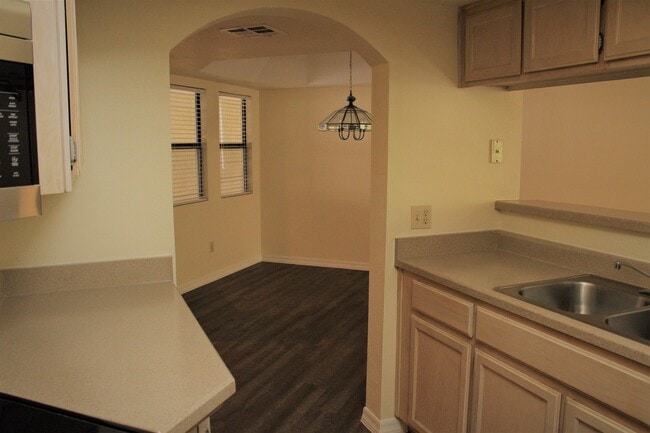 Photo - Biltmore / Arcadia Lite - 32nd St & Camelback