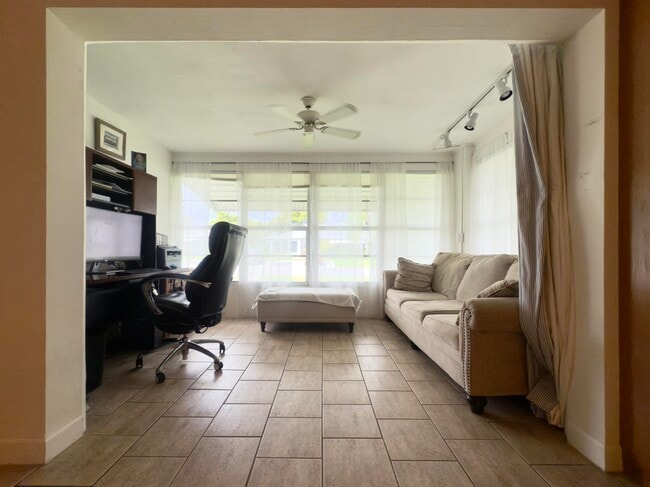 Photo - 1177 S Drive Cir