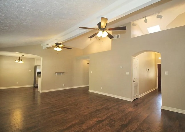 Photo - 9260 Josey St