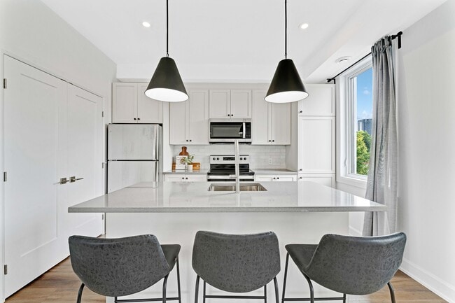 Photo - 157 Sanford Ave