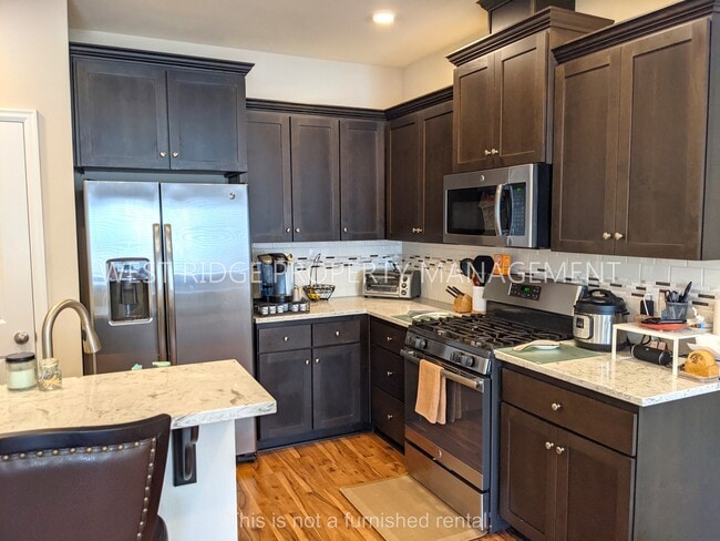 Photo - 17584 SW Devonshire Way