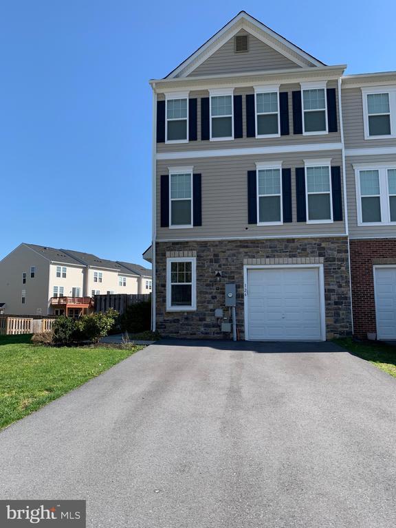 Photo - 126 Biscane Ct Townhome