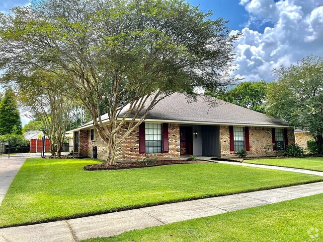 Building Photo - 13632 Shady Ridge Ave Rental