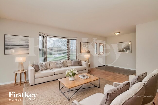 Photo - 6048 White Birch Ln