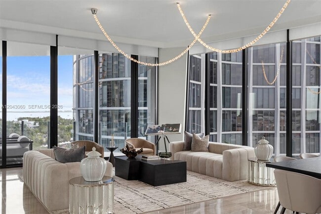 2821 S Bayshore Dr Unit 8A