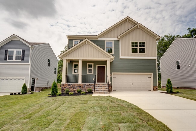 Photo - 304 Northfield Heights Ln