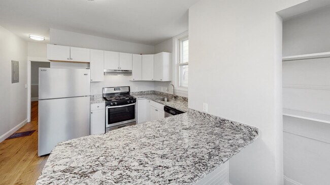 Photo - 112 Falcon St