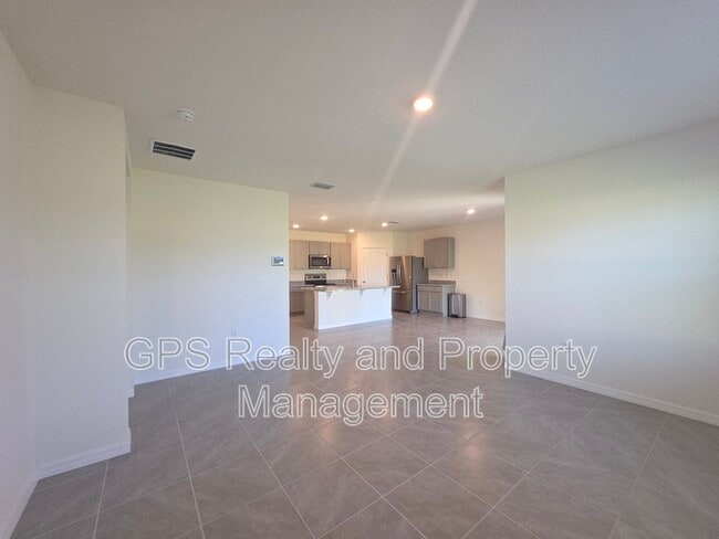 Photo - 33409 Country House Dr