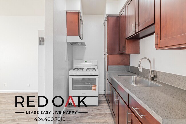 Photo - 4241 Van Horne Ave Unit 5