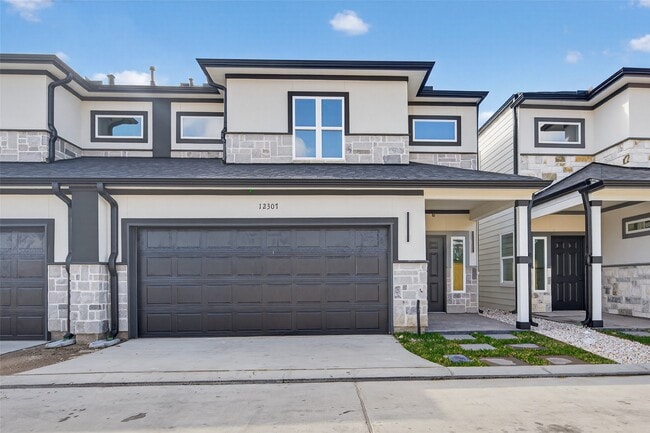 Building Photo - 12307 New Jordan Ln