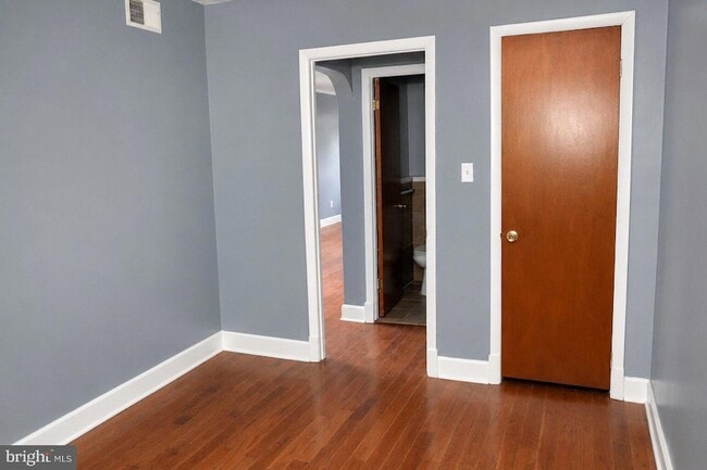 Photo - 101 Galveston Pl SW Unidad 4
