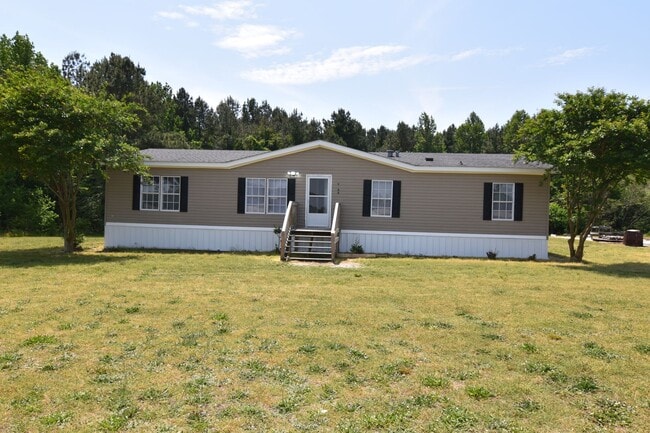 Photo - Spacious 3-Bed, 2-Bath Manufactured Home o...