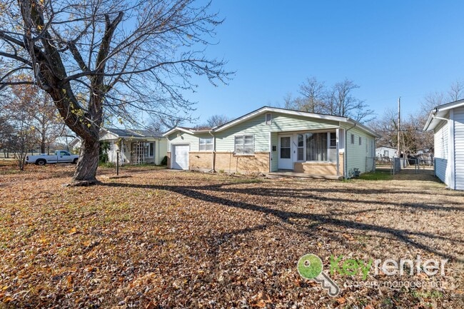 Building Photo - Charming 3-Bedroom Home in Southwest Wichita – Move-In Ready!