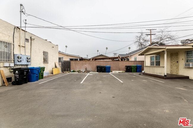 Photo - 138 W 82nd St