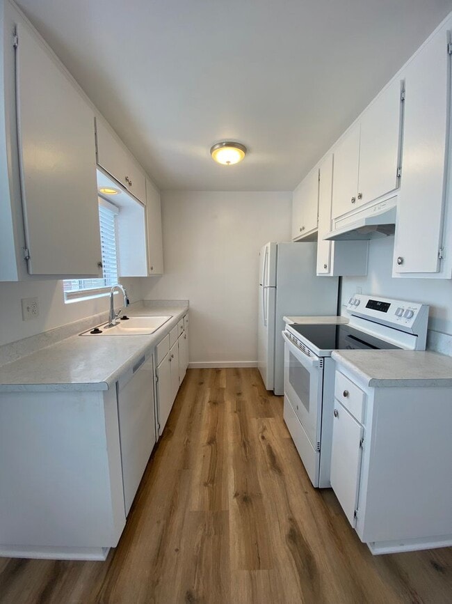 Photo - 761 Coronado Ave Unit 04