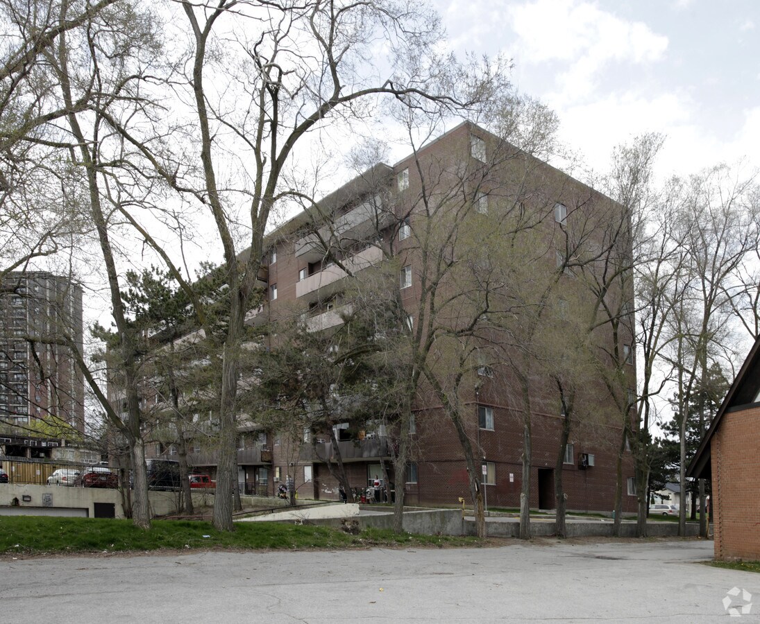 Photo - Heritage Apartments