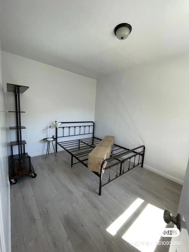 Photo - 3056 Frazier St Unit #B