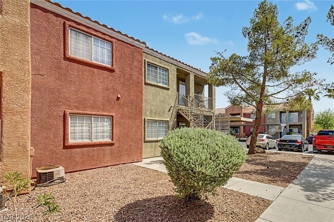 Photo - 4730 E Craig Rd Unit 1091
