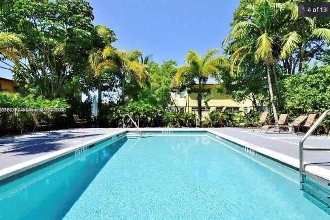 Photo - 1791 NE Miami Gardens Dr Unit E405