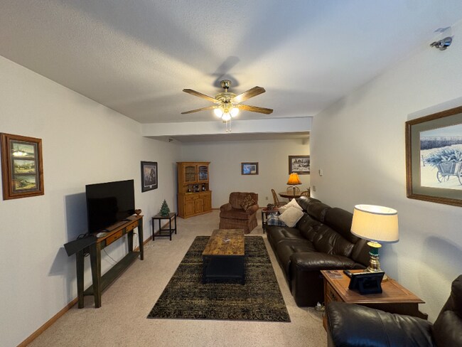 Photo - 4835 Howard Gnesen Rd Unidad Apartment 206